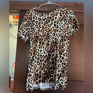 Victoria secret tshirt. Never worn. Size M. $3